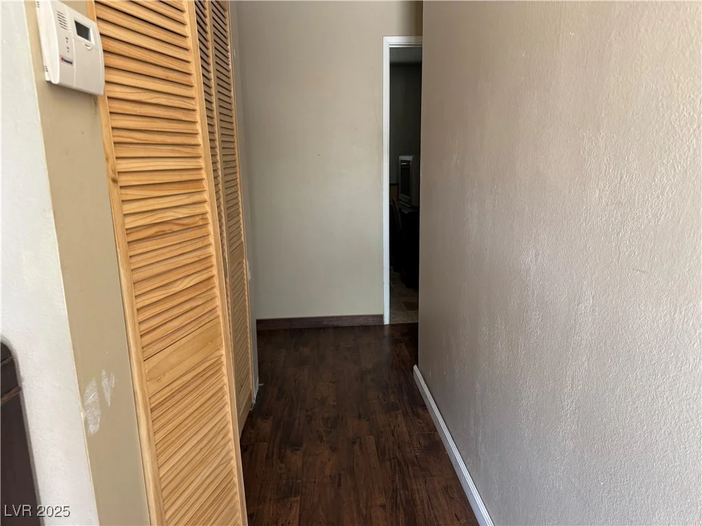 3382 Berwyck, Las Vegas, NV 89121