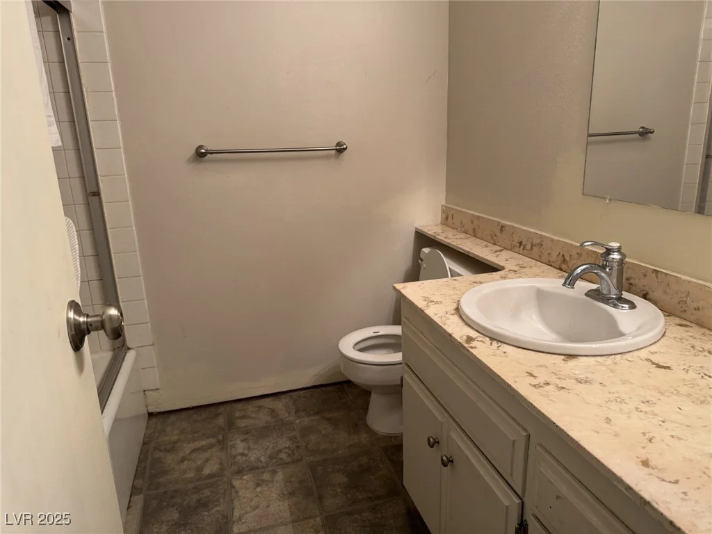 3382 Berwyck, Las Vegas, NV 89121