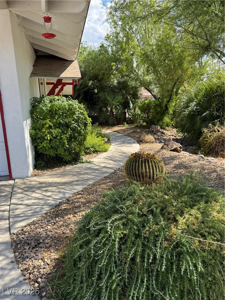 3382 Berwyck, Las Vegas, NV 89121