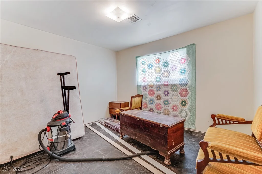 3382 Berwyck, Las Vegas, NV 89121