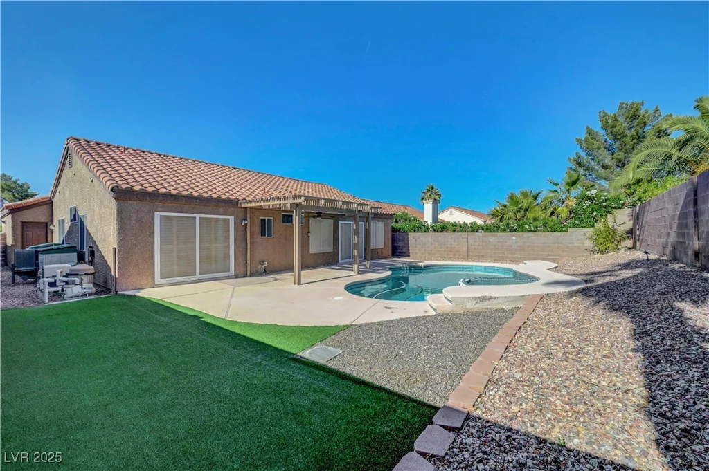 2711 Briarcliff, Henderson, NV 89074