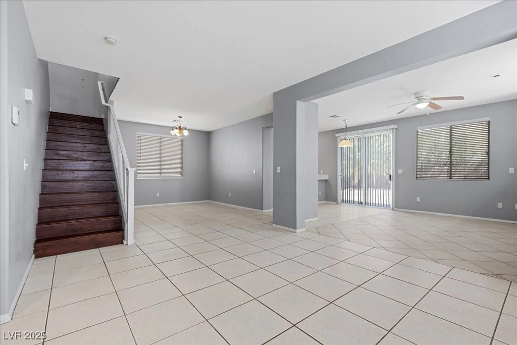 180 Duck Hollow, Las Vegas, NV 89148