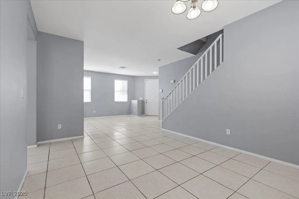 180 Duck Hollow, Las Vegas, NV 89148