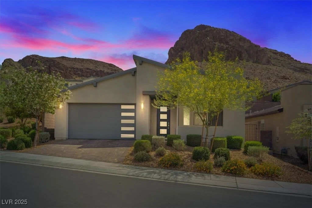 1957 Regal Bluff, Henderson, NV 89052