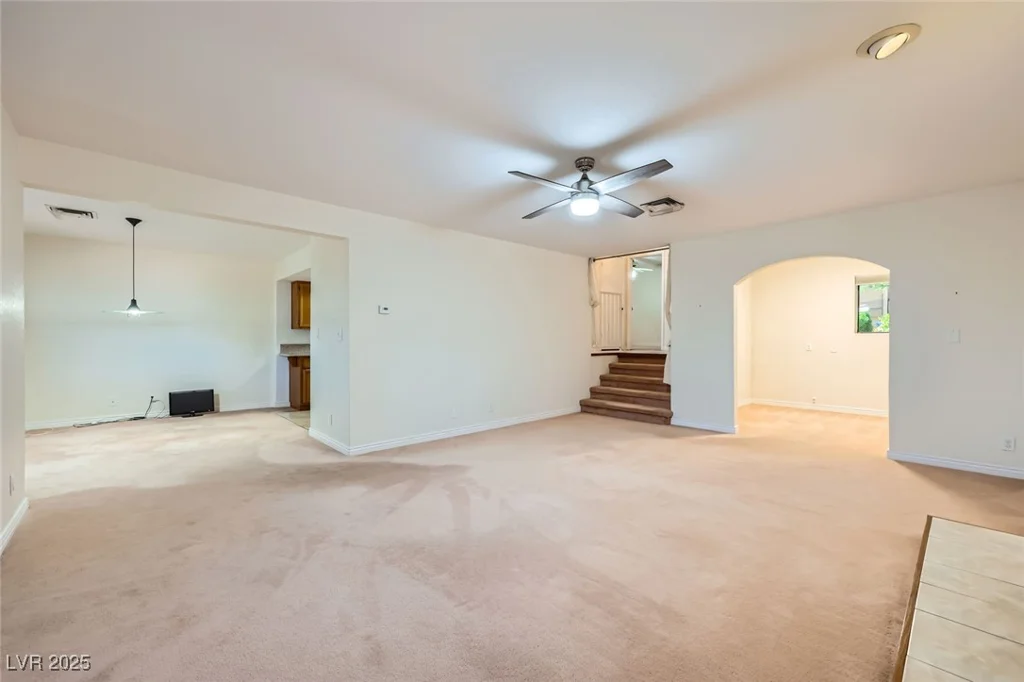 3942 Delos, Las Vegas, NV 89103