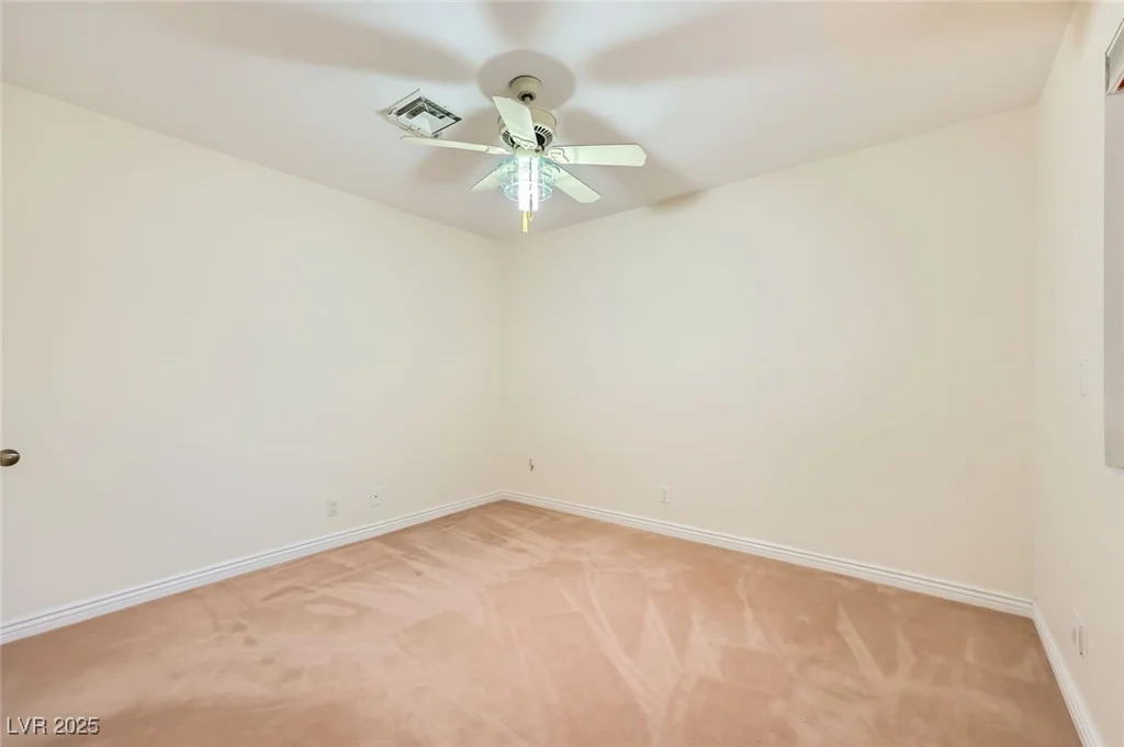 3942 Delos, Las Vegas, NV 89103