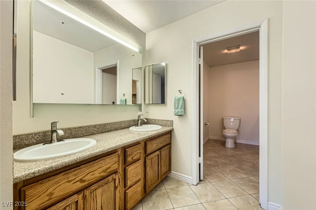 3942 Delos, Las Vegas, NV 89103