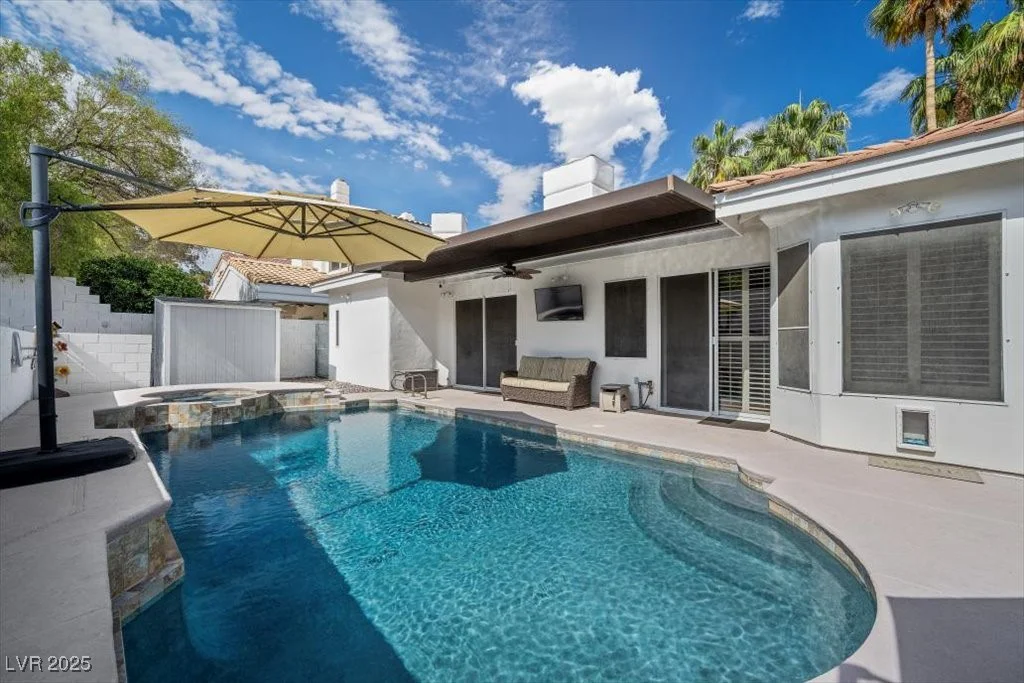 219 Windsong, Henderson, NV 89074
