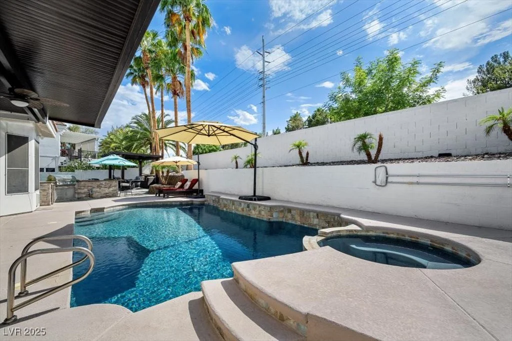 219 Windsong, Henderson, NV 89074