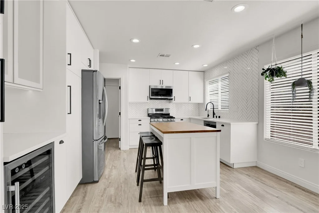 10554 Lilac Tree, Las Vegas, NV 89135