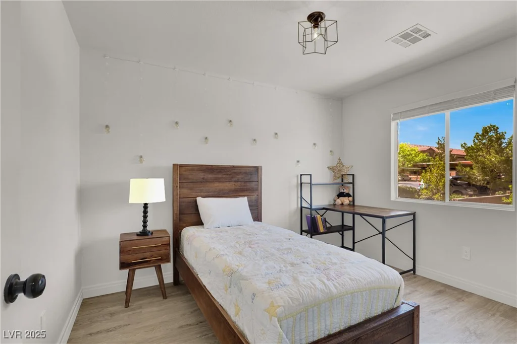 10554 Lilac Tree, Las Vegas, NV 89135