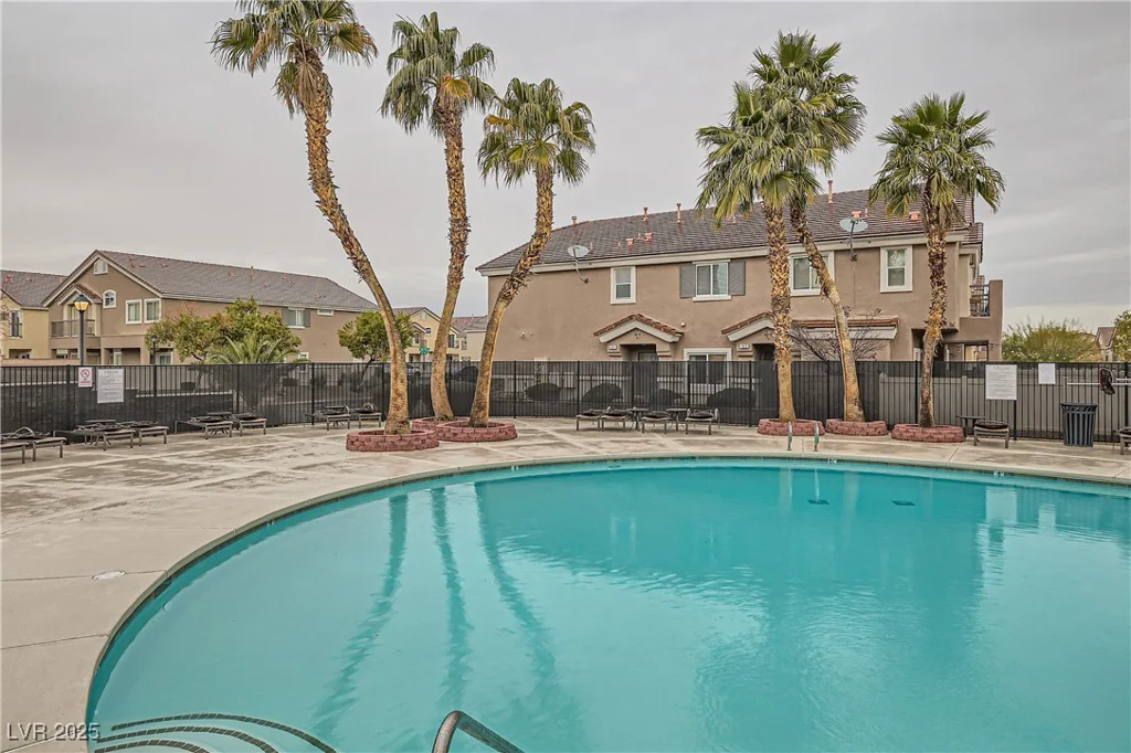 10147 Aspen Rose, Las Vegas, NV 89183