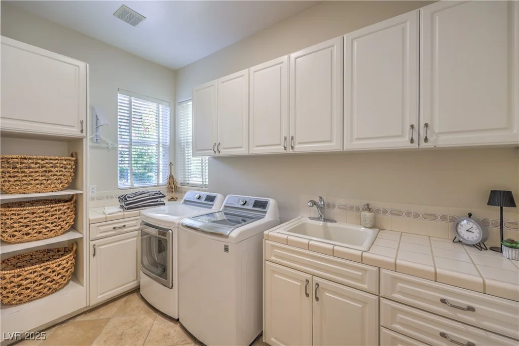 2086 Troon, Henderson, NV 89074