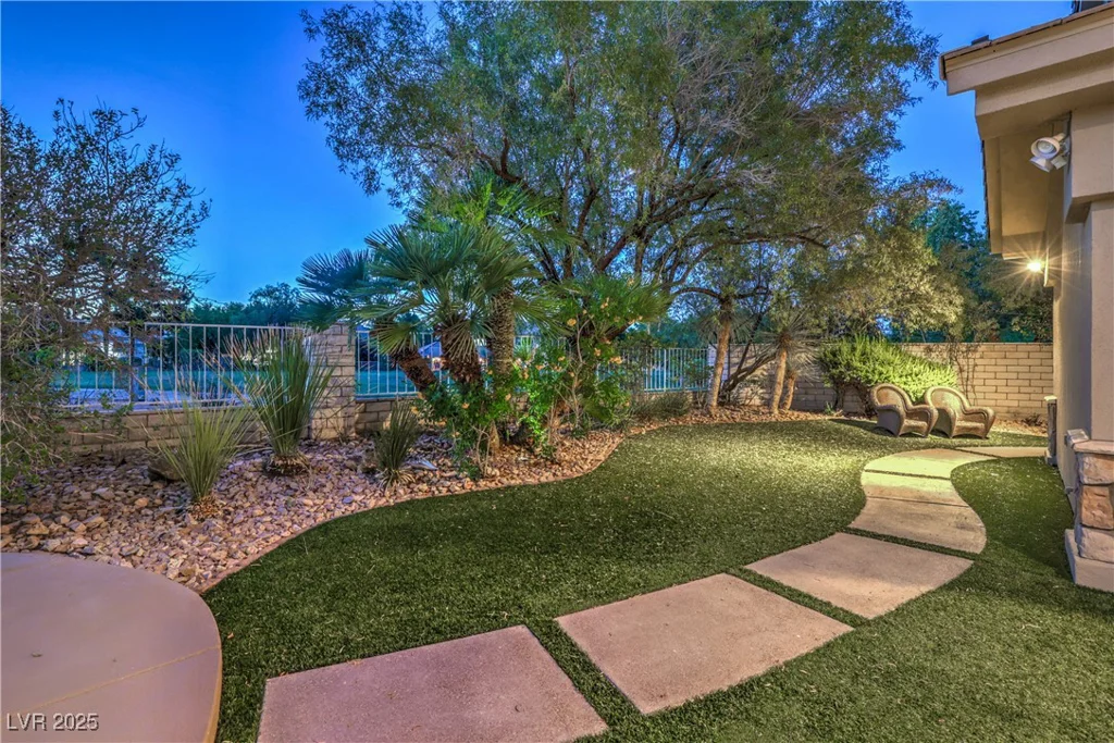 2086 Troon, Henderson, NV 89074