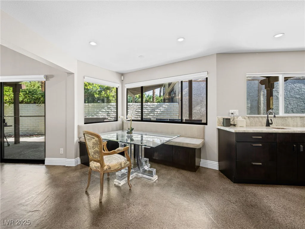2104 Plaza De La Candela, Las Vegas, NV 89102