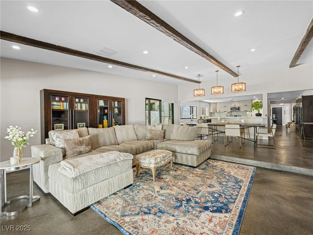 2104 Plaza De La Candela, Las Vegas, NV 89102