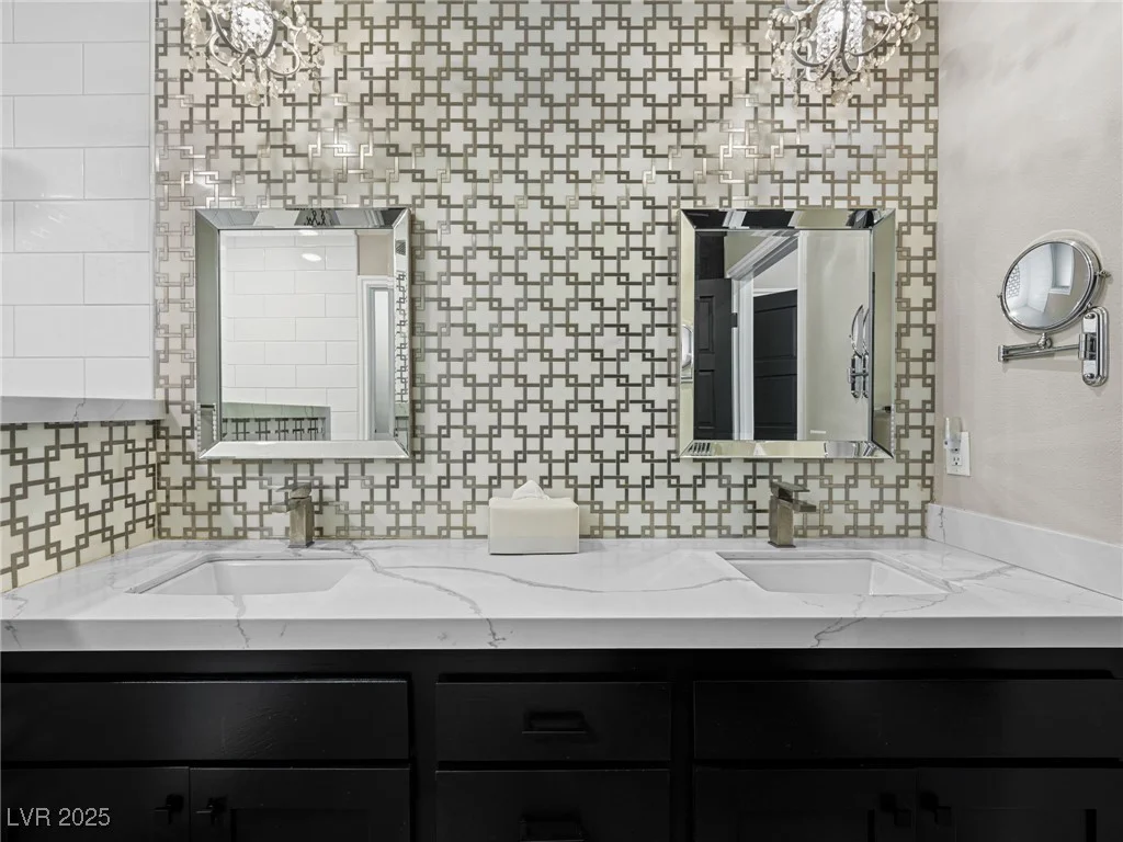 2104 Plaza De La Candela, Las Vegas, NV 89102