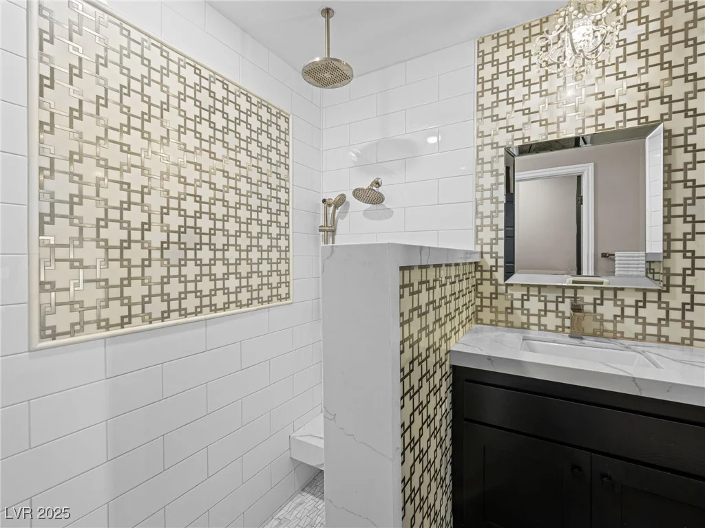 2104 Plaza De La Candela, Las Vegas, NV 89102