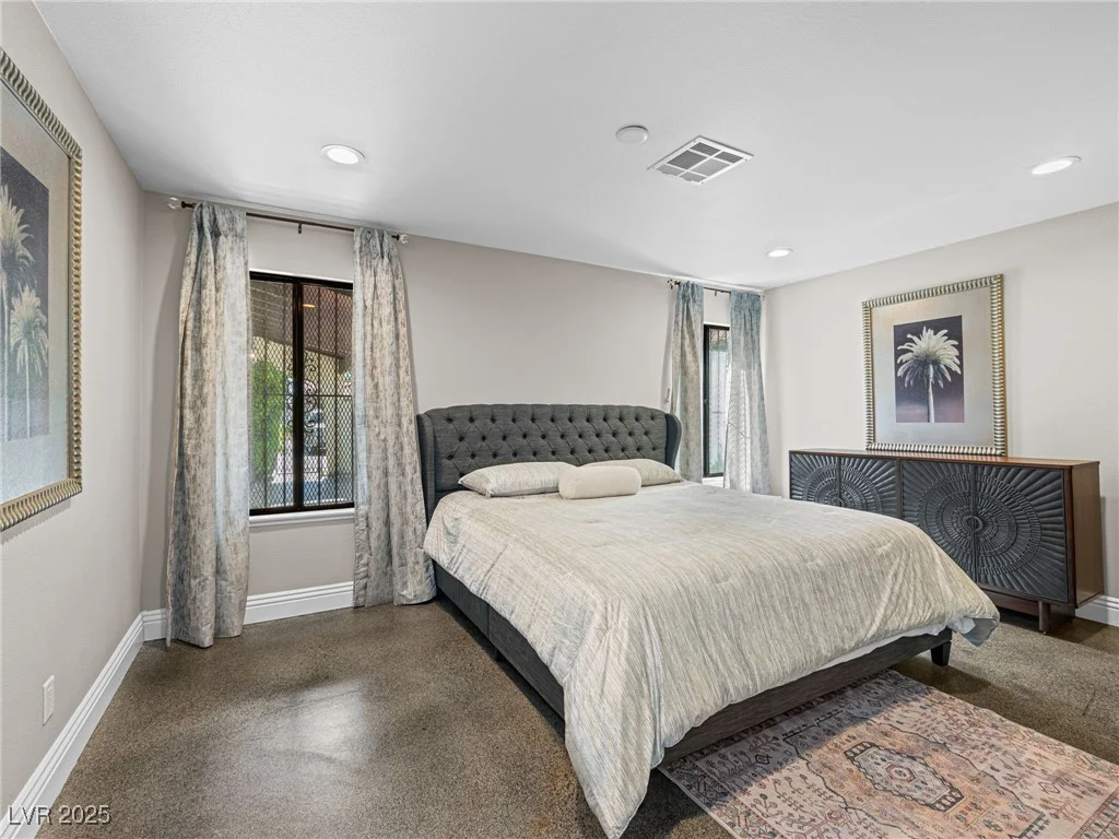 2104 Plaza De La Candela, Las Vegas, NV 89102