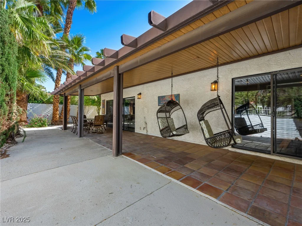 2104 Plaza De La Candela, Las Vegas, NV 89102