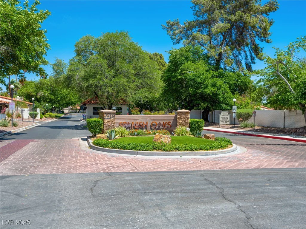 2104 Plaza De La Candela, Las Vegas, NV 89102