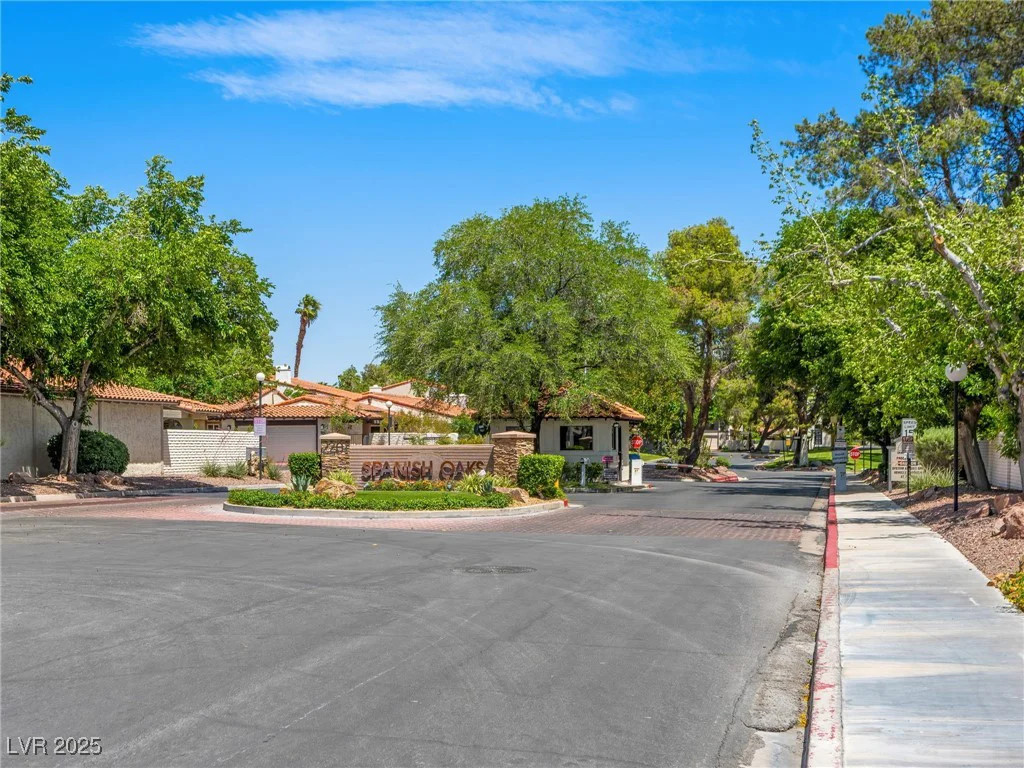 2104 Plaza De La Candela, Las Vegas, NV 89102