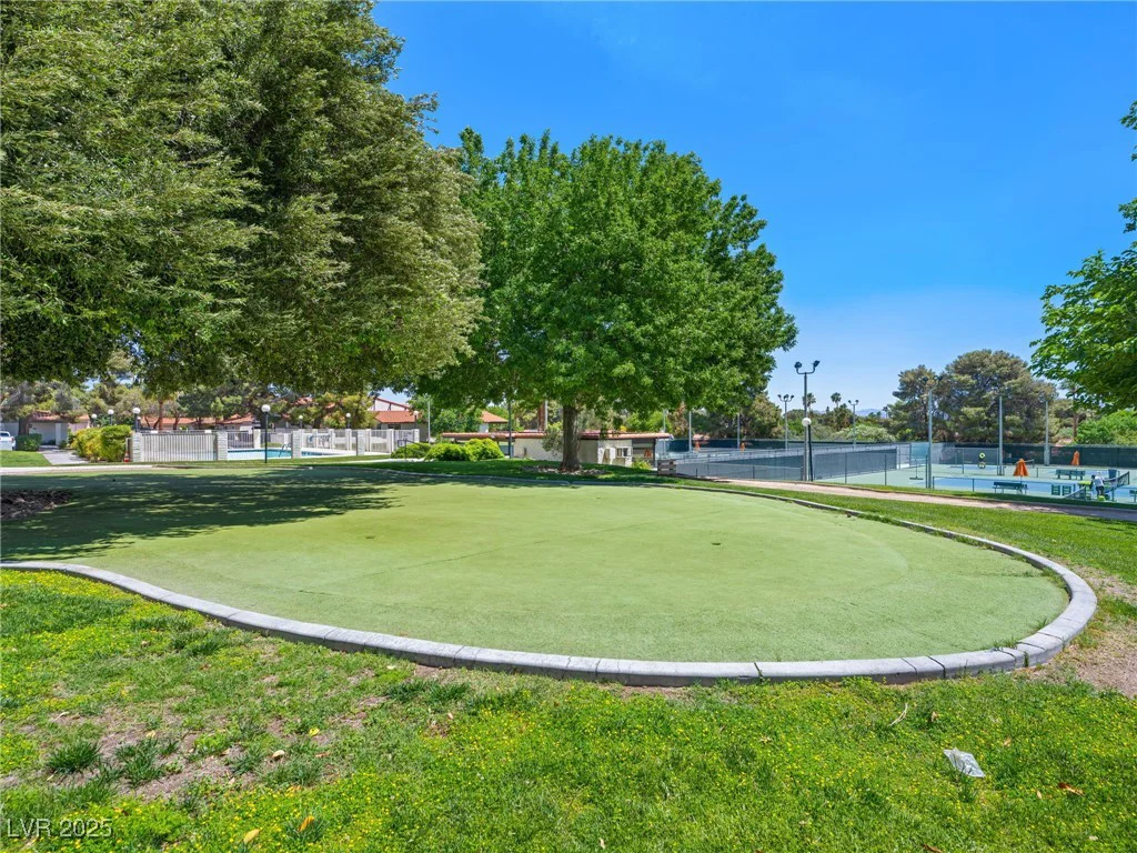 2104 Plaza De La Candela, Las Vegas, NV 89102