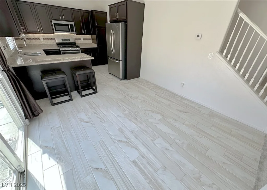 8682 Gateway Glen, Las Vegas, NV 89178