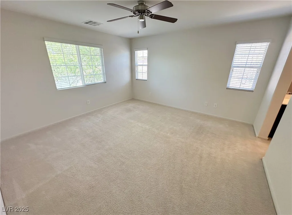 8682 Gateway Glen, Las Vegas, NV 89178