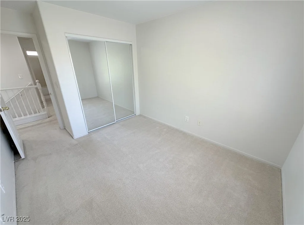 8682 Gateway Glen, Las Vegas, NV 89178