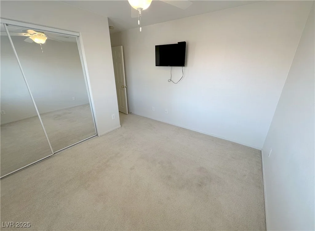 8682 Gateway Glen, Las Vegas, NV 89178