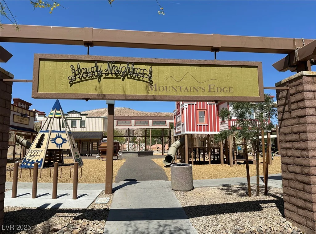 8682 Gateway Glen, Las Vegas, NV 89178
