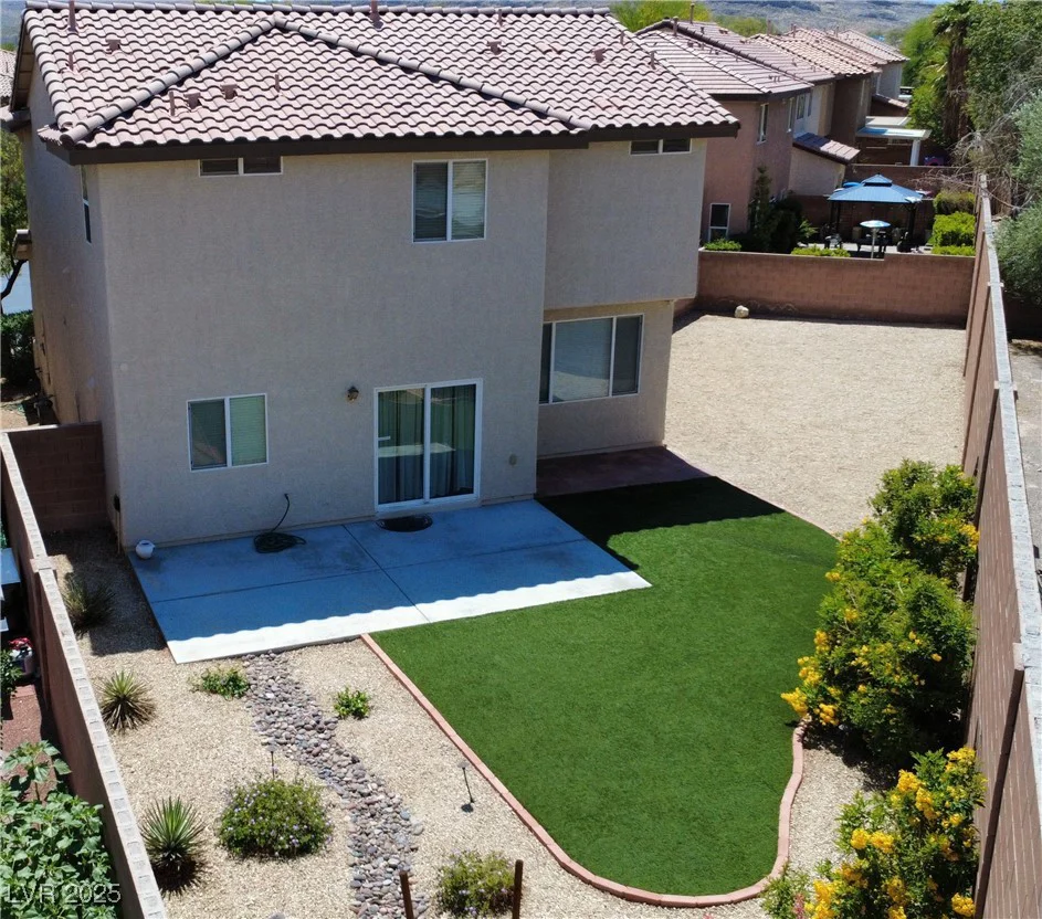 8682 Gateway Glen, Las Vegas, NV 89178