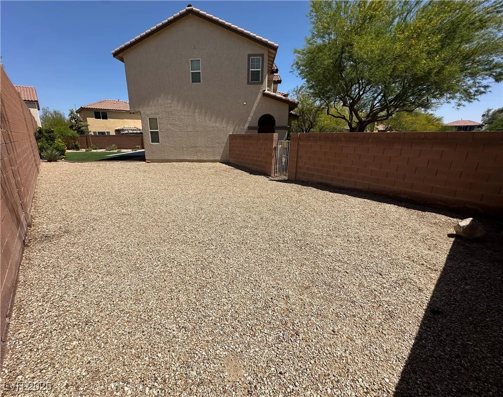 8682 Gateway Glen, Las Vegas, NV 89178