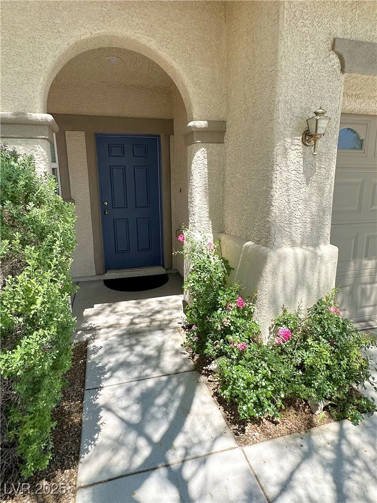 8682 Gateway Glen, Las Vegas, NV 89178