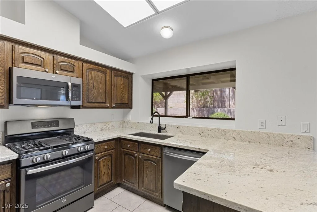 6997 Ray Charles, Las Vegas, NV 89119