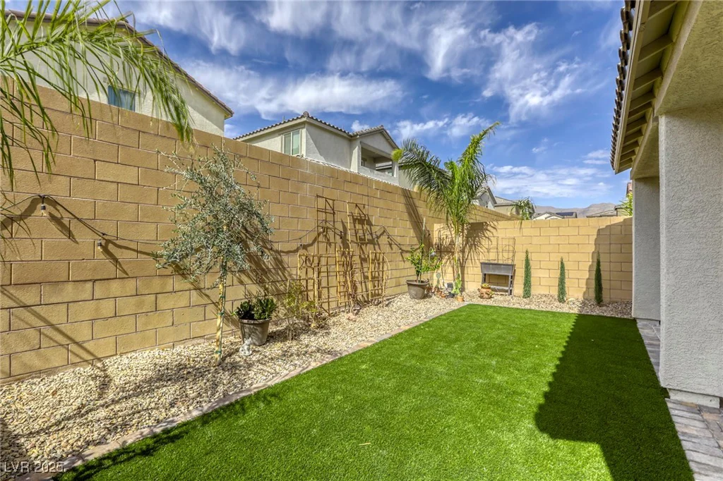 7061 Tilligerry, North Las Vegas, NV 89084
