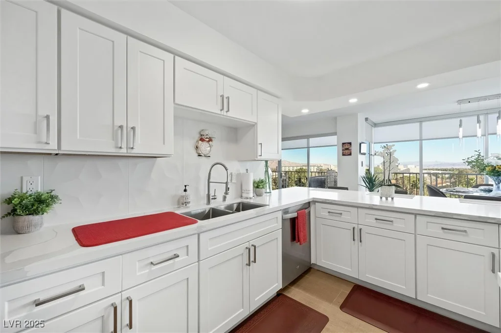 3111 Bel Air, Las Vegas, NV 89109