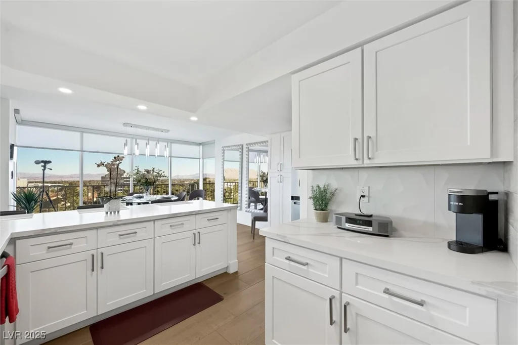 3111 Bel Air, Las Vegas, NV 89109