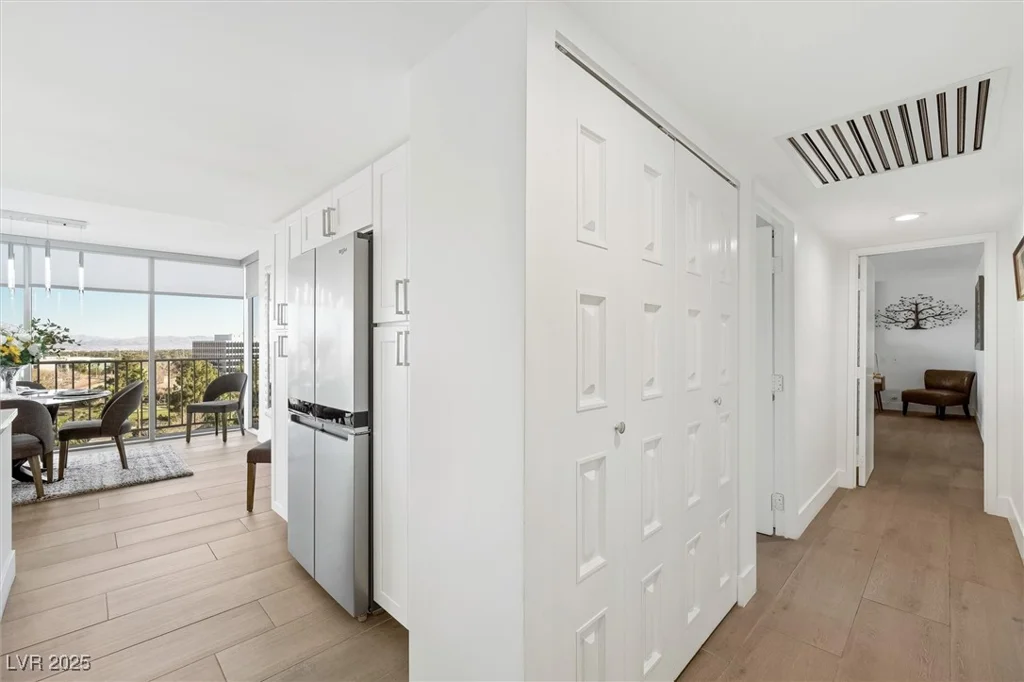 3111 Bel Air, Las Vegas, NV 89109