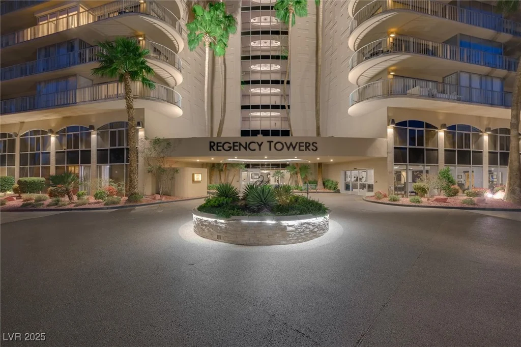 3111 Bel Air, Las Vegas, NV 89109
