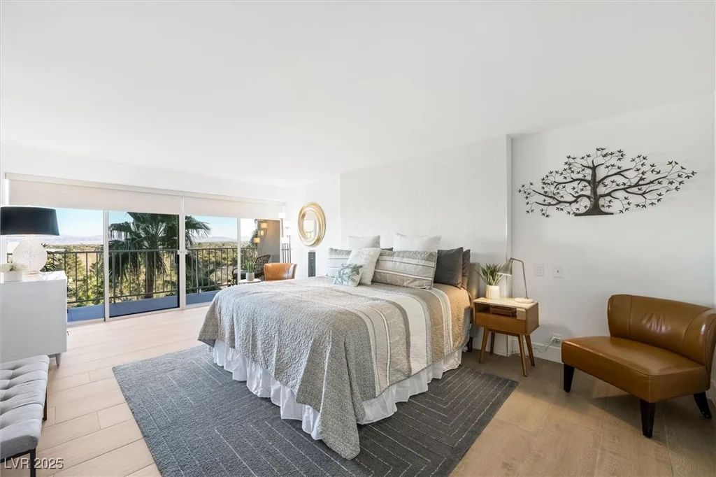 3111 Bel Air, Las Vegas, NV 89109