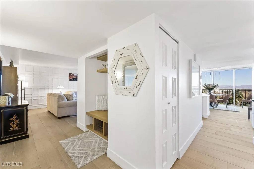 3111 Bel Air, Las Vegas, NV 89109