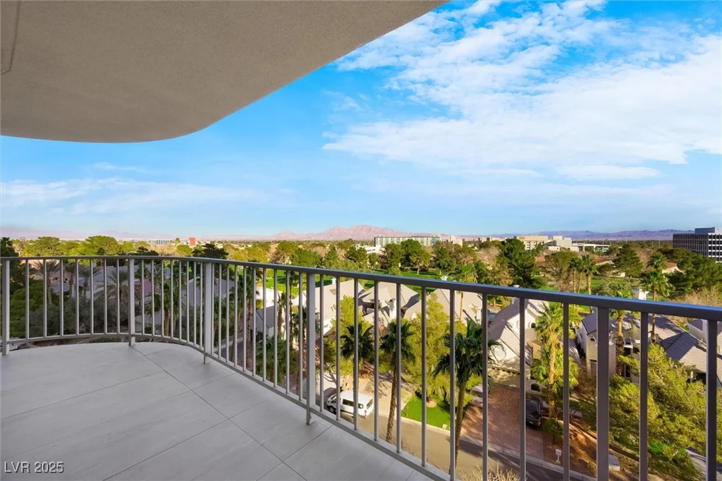 3111 Bel Air, Las Vegas, NV 89109