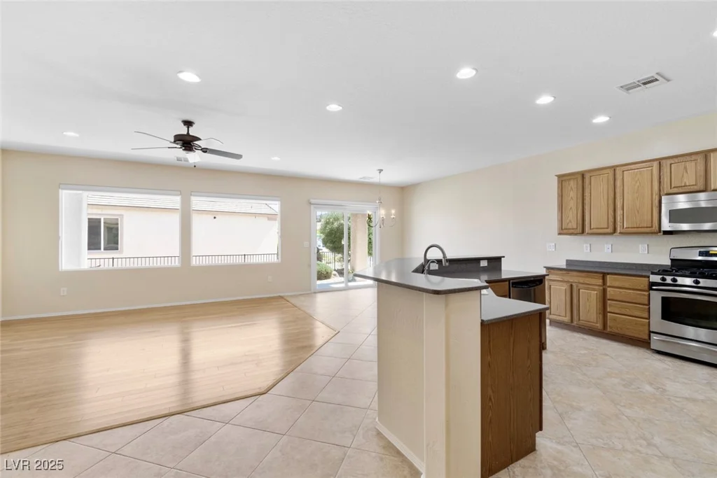 2538 Capella Star, Henderson, NV 89044