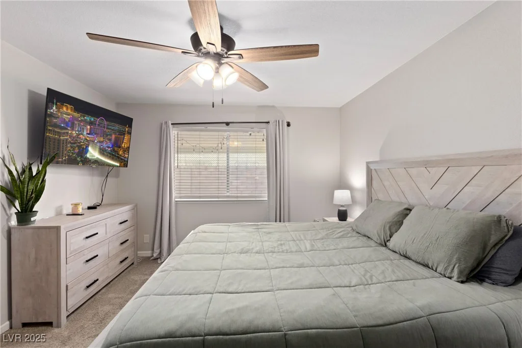 6017 Montecito, Las Vegas, NV 89108