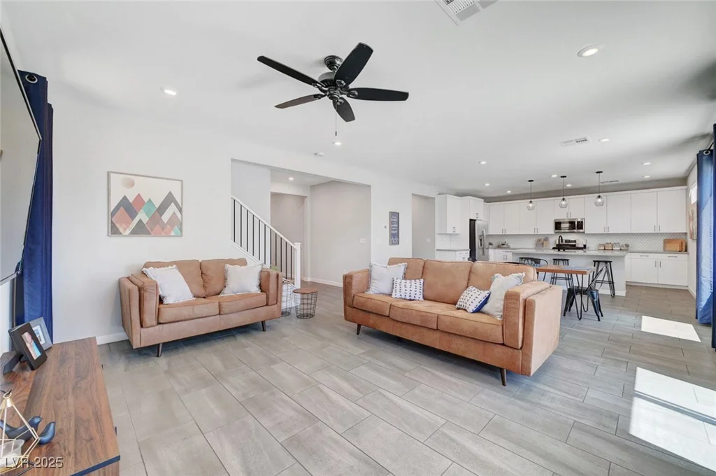 1321 Hudson Creek, North Las Vegas, NV 89084