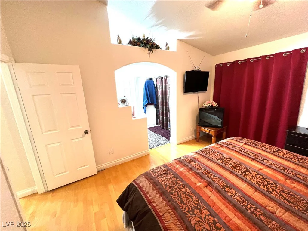 1860 Banaba, Las Vegas, NV 89156