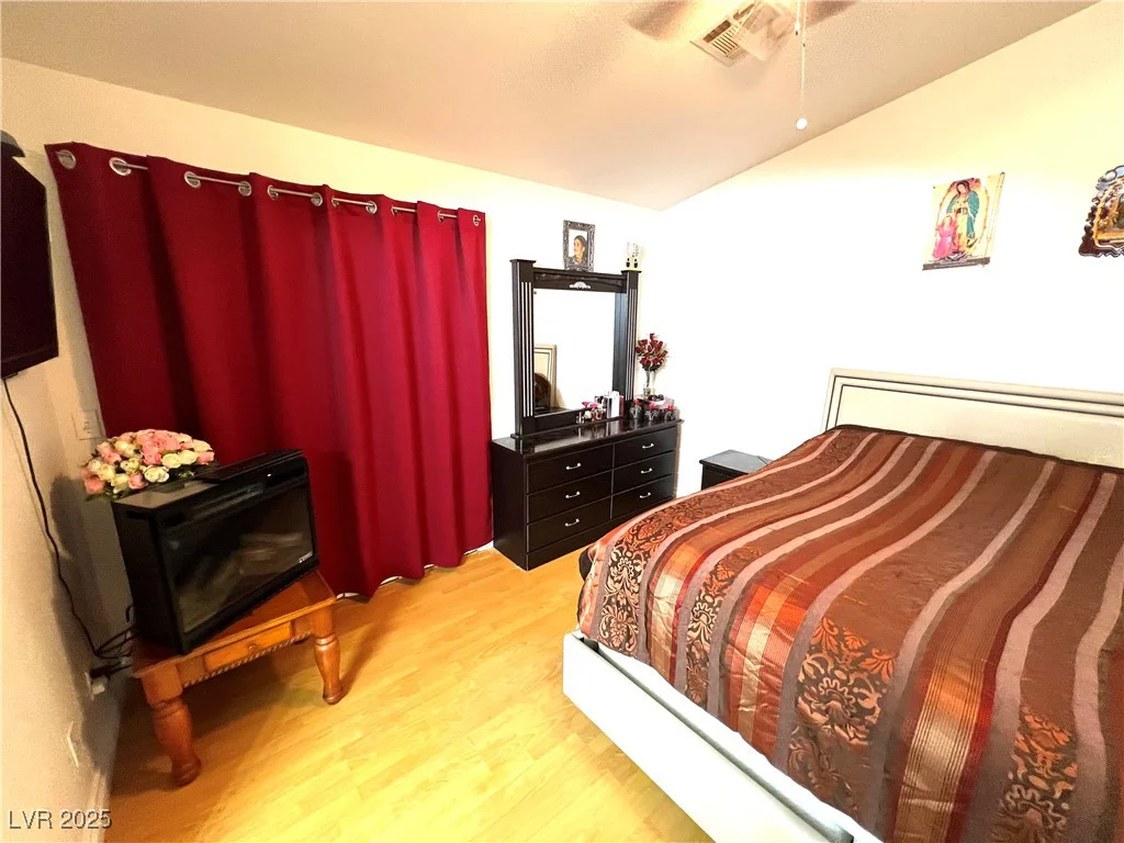 1860 Banaba, Las Vegas, NV 89156