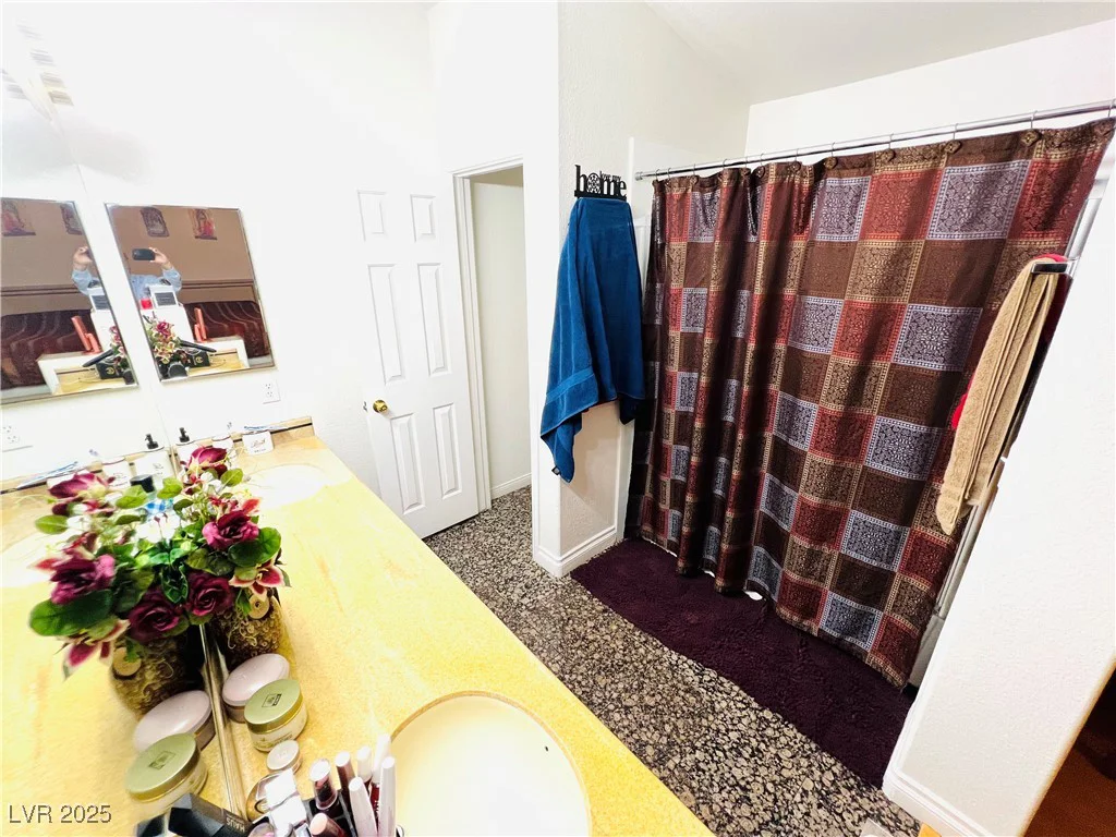 1860 Banaba, Las Vegas, NV 89156